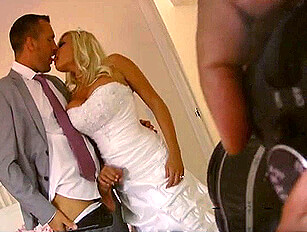 Bonus Scene: Michelle Thorne Wedding