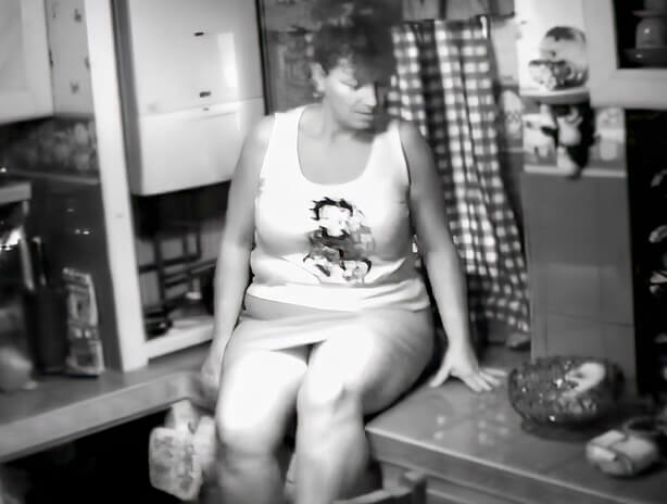 Secret Camera rubbing herself in the kitchen